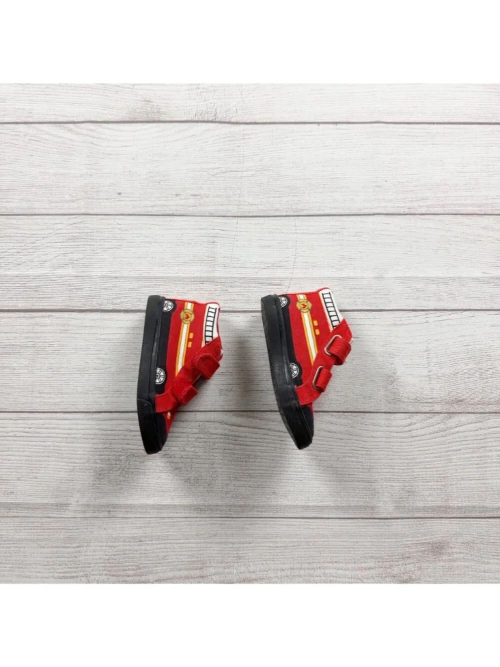 Cat & Jack Toddler Fire Truck High-Top Sneakers Red Black Durable 7